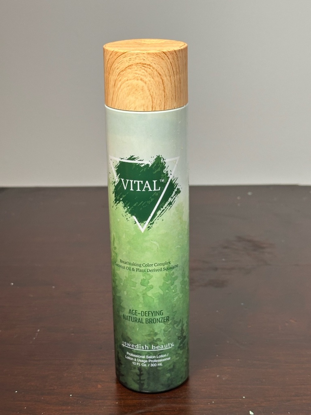 Swedish Beauty Tanning Lotion Vital Age-Defying Natural Bronzer 10 oz Brand New!